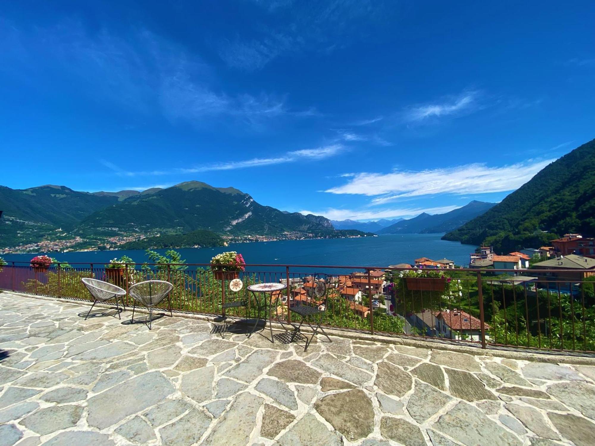Il Bellavista Apartment Lezzeno Luaran gambar