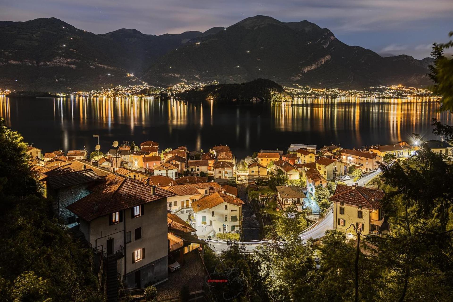Il Bellavista Apartment Lezzeno Luaran gambar